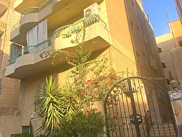 للبيع في شارع متفرع من الكفراوي، الحي الثاني، 165 متر