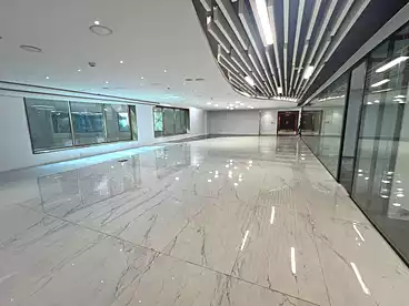 إداري للإيجار في شارع التسعين الشمالي، شارع التسعين، 600 متر