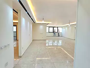 مكاتب للإيجار في أبراج سما المعادي، كمبوند بالمعادي، 290 متر