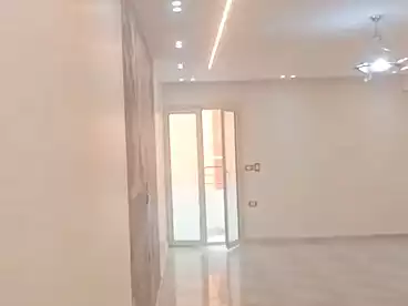 Apartments For sale in El Khamseen St., Nozha 2, 130 sqm
