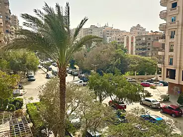 أراضي للبيع في شارع محمد المقريف، المنطقة السادسة، 640 متر