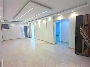 Apartments For sale in Gamal Abd El Naser St., Gisr Al Suez, 140 sqm