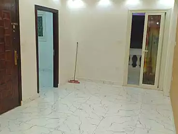 شقق للإيجار في الكيلو 21، العجمي، 80 متر