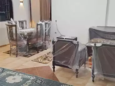 في التسعين: بعد الجامعة الأمريكية، شارع التسعين، 181 متر