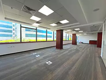 Administrative For rent in Southern 90th St., 90th Street, 470 sqm