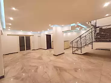 Duplex For sale in Al-Gabri St., El Banafsag Omarat, 335 sqm