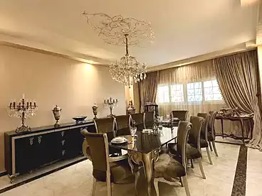 عقارات للبيع في شارع أمين الرفاعي، القرية السياحية الرابعه، 250 متر