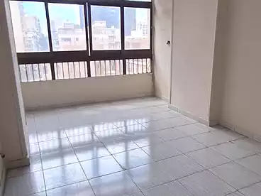 مقر إداري للإيجار في شارع ابو قير - طريق الحرية، رشدي، 240 متر