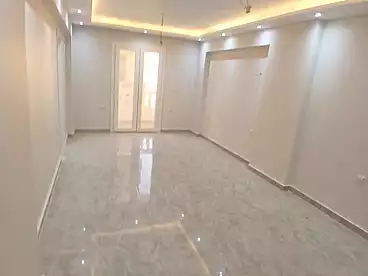 عقارات للبيع في شارع المشير أحمد إسماعيل، سيدي جابر، 100 متر