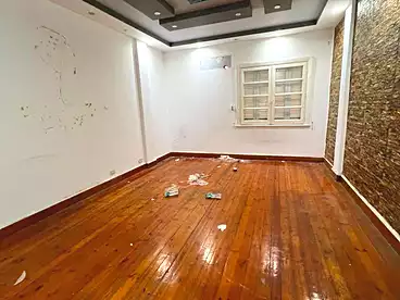 Administrative For rent in Kafr Abdo, Alexandria, 300 sqm