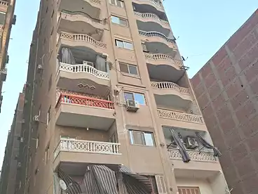 Apartments For sale in Nile Corniche St., Hadayek Helwan, 180 sqm