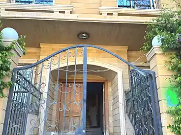 دوبلكس بحديقة للبيع في شارع بدر-خان علي، النرجس 1، 520 متر