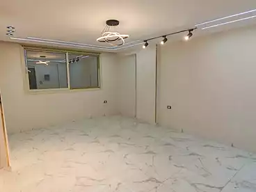 شقق للبيع في اللبيني، فيصل، 150 متر