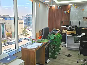 Offices For rent in Northern 90th St., 90th Street, 147 sqm