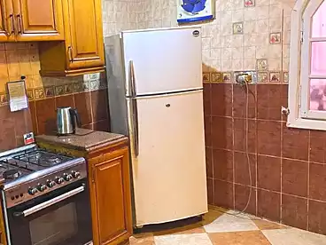 Chalet with Garden For rent in Al Mamourah Al Shateea, El Mamoura, 220 sqm