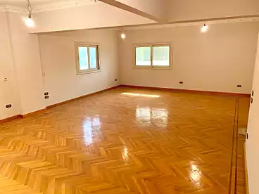 Residential For sale in El Shaheed Mohammed Alshimi St., El Banafsag 8, 200 sqm