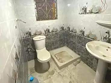 عقارات للبيع في شارع الحنفية، البيطاش، 138 متر