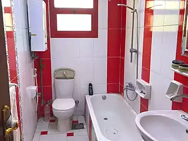 Apartments For sale in Ragheb St., El Ezba El Qebliah, 180 sqm