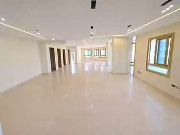 إداري للإيجار في أبراج سما المعادي، كمبوند بالمعادي، 350 متر