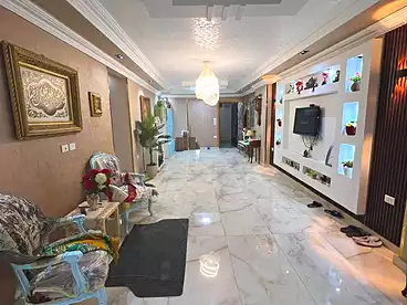 شقق للبيع في اللبيني، فيصل، 190 متر