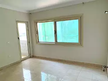 Apartments For sale in Corniche El Maadi St., Maadi, 175 sqm
