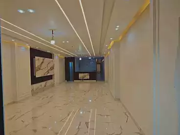 شقق للبيع في اللبيني، فيصل، 200 متر