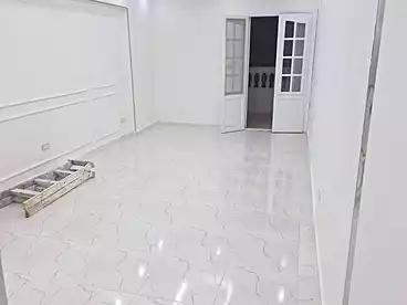 Apartments For sale in El Mandara Bahri, El Mandara, 130 sqm