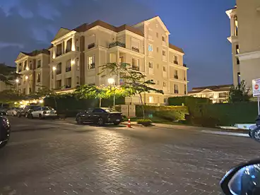 Apartments For sale in Regents Park Compound - Al Dawlia, Compounds in New Cairo, 140 sqm