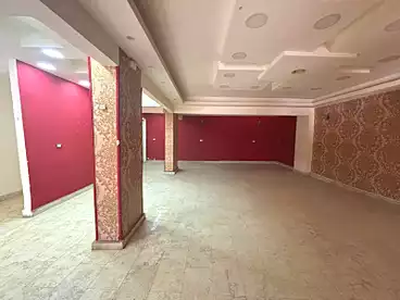 Shops For sale in El Hadaba St, 6th Neighborhood, 120 sqm