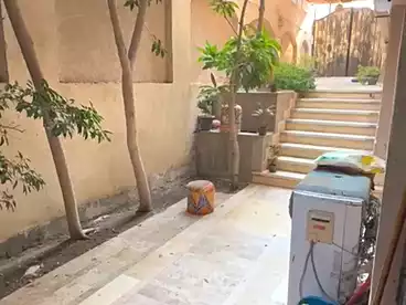 Apartments For sale in Street 23, Third Neighborhood, 350 sqm
