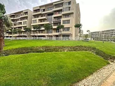 Apartments For sale in Capital Gardens Compound - Palm Hills, Compounds in New Cairo, 197 sqm