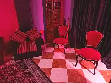شقق للبيع في شارع جمال عبد الناصر، جسر السويس، 100 متر