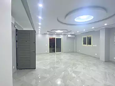 Administrative For rent in El Merag El Elwy, Zahraa El Maadi, 350 sqm