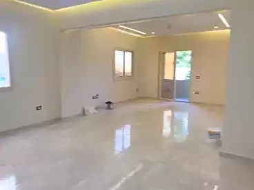 Apartment with Garden For rent in Lotus South, Lotus, 214 sqm