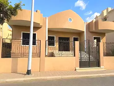 For sale in El Banafsag 12, El Banafsag, 1500 sqm