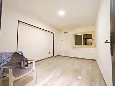 Apartments For sale in Gamal Abdel Nasser St., El Mandara, 115 sqm
