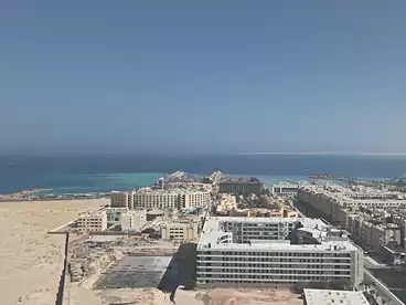 للبيع في كورنيش الغردقة، البحر الأحمر، 85 متر