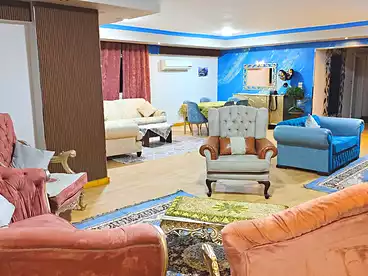 Properties For rent in Moez El Dawla St., 6th Zone, 220 sqm