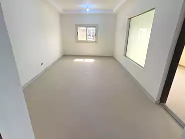 For rent in Northern 90th St., 90th Street, 140 sqm