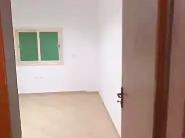 شقق للإيجار في شارع طيار الحلواني، النرجس 2، 240 متر