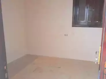 شقق للبيع في أبو يوسف، العجمي، 100 متر