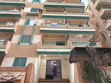 عقارات للبيع في شاطئ النخيل - ٦ اكتوبر، العجمي، 100 متر