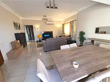 Apartments For sale in Suleiman al-Halabi St., El Banafsag 11, 220 sqm