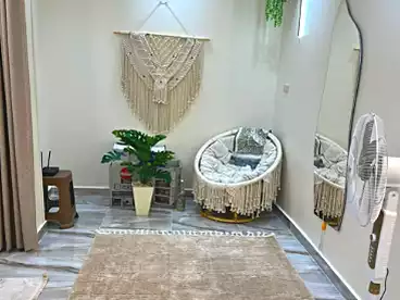 شقق للبيع في شارع الاصدقاء، الهانوفيل، 100 متر