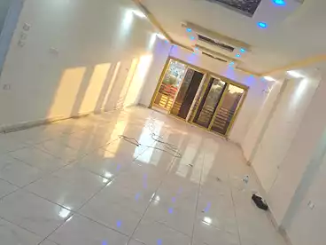 شقق للإيجار في شارع محمد سيد أحمد، حلوان، 250 متر