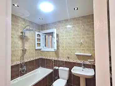 Apartments For sale in El-Gaish Rd St., Miami, 135 sqm
