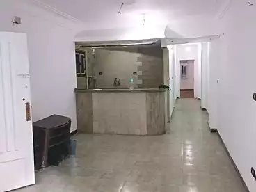 Properties For rent in Gamal Abdel Nasser St., Miami, 130 sqm