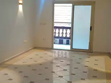 عقارات للإيجار في شارع عمرو بن العاص، المطبعة، 120 متر