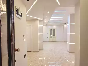 روف للبيع في شارع الحديد والصلب، الهانوفيل، 200 متر