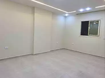 شقق للبيع في اللبيني، فيصل، 200 متر